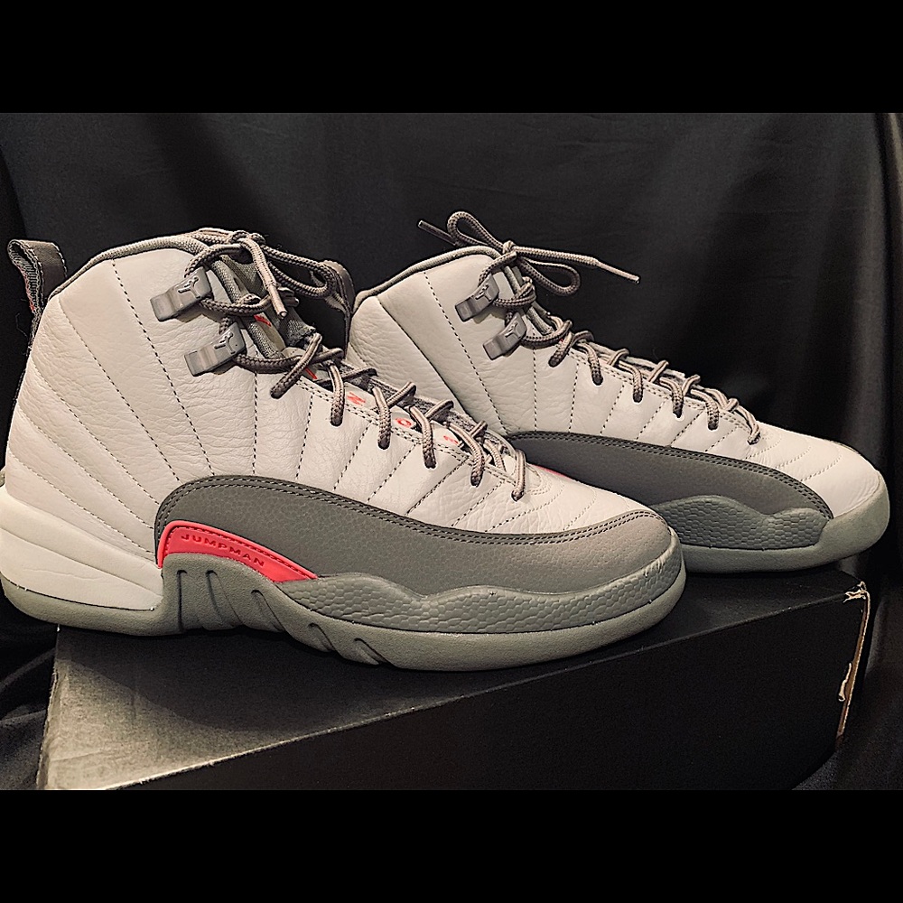 Jordan Retro 12 Wolf Grey Vivid Pink